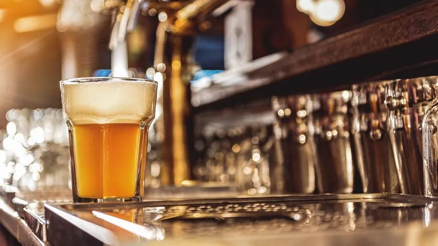 Gezapftes Bier in der Gastronomie